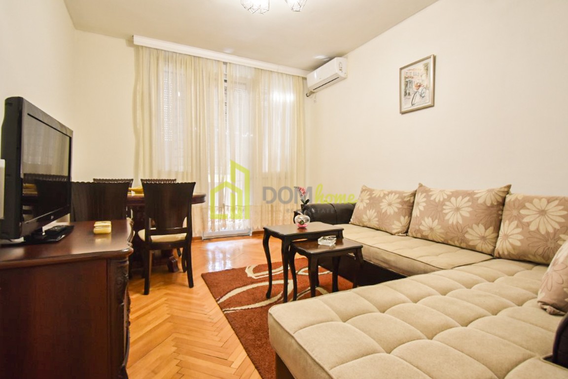 Однокомнатная квартира 50м2, Центр